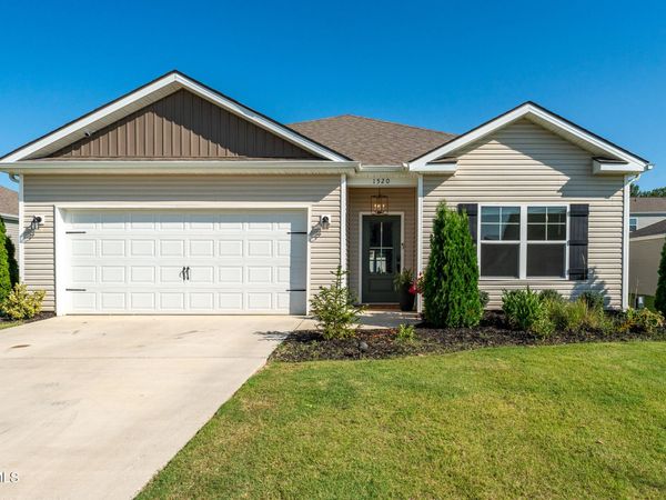 1520 Raccoon Lane, Piney Flats, TN 37686