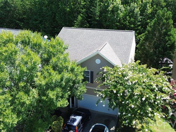 7736 Ponderosa Lane, Charlotte, NC 28215