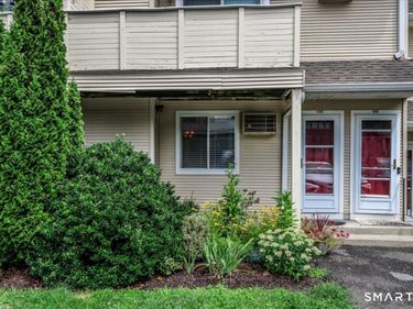 153 Willow , Unit 153, New Milford, CT 06776