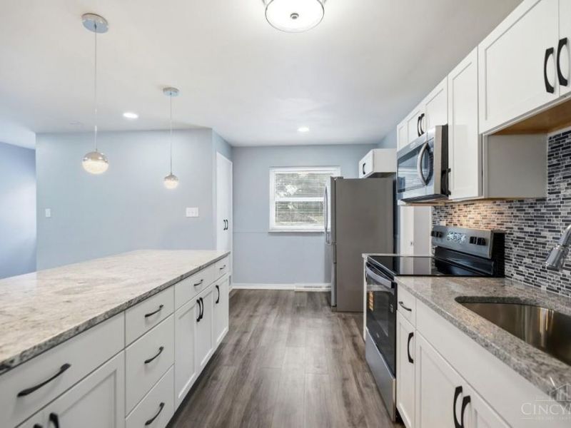 7273 Birchwood Drive, West Chester, OH 45069 Photo 13