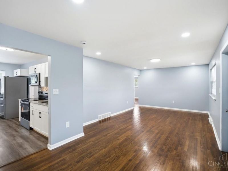 7273 Birchwood Drive, West Chester, OH 45069 Photo 5