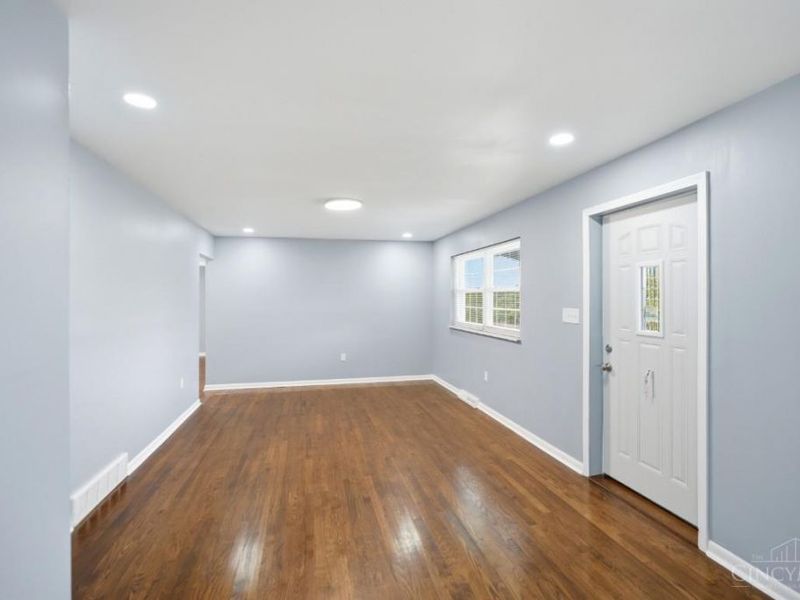 7273 Birchwood Drive, West Chester, OH 45069 Photo 6