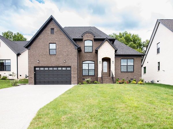 179 Karen Drive , Mount Juliet, TN 37122