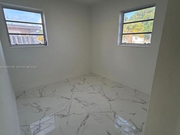 17611 NW 32nd Ct , Miami Gardens, FL 33056