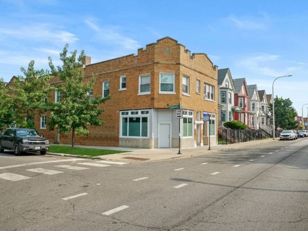3856 W Diversey Avenue, Unit 2, Chicago, IL 60647