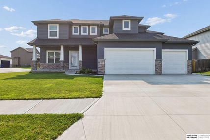 7806 S 199th Street