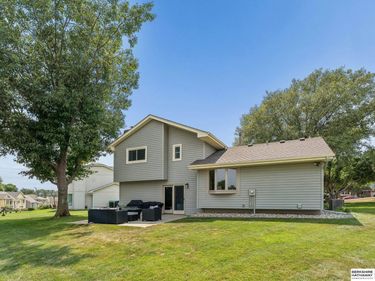 1235 S 169th Street, Omaha, NE 68130