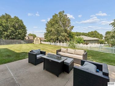 1235 S 169th Street, Omaha, NE 68130