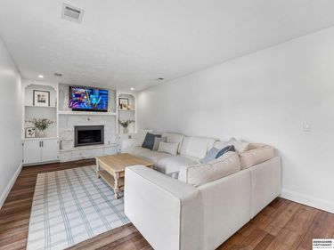 1235 S 169th Street, Omaha, NE 68130