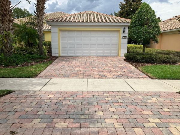 11896 FIORE DRIVE , ORLANDO, FL 32827