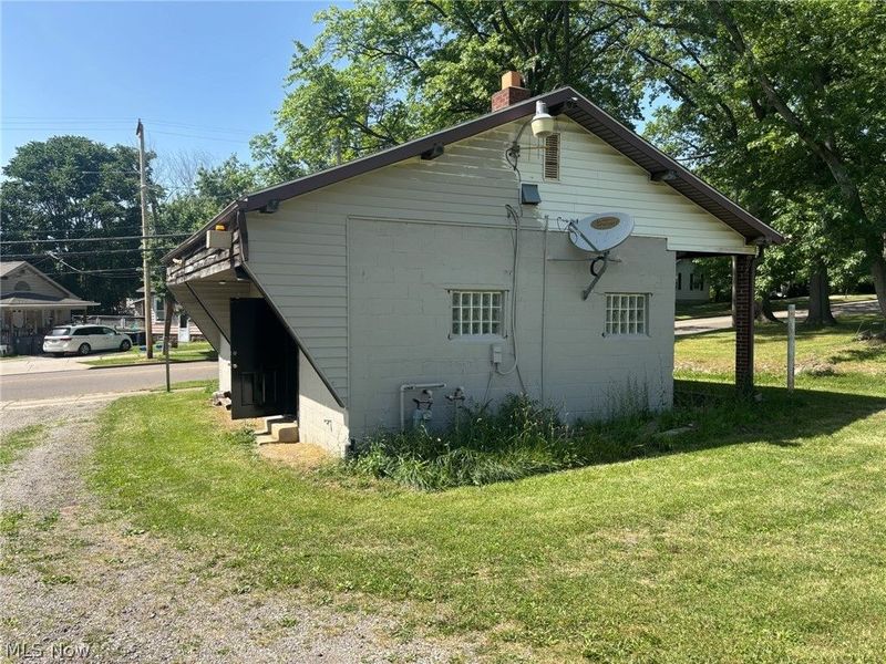 359 Eastland Avenue, Akron, OH 44305 Photo 2