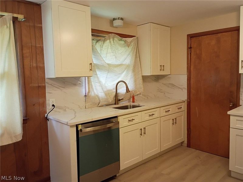 2435 Ravenna Avenue, East Canton, OH 44730 Photo 5