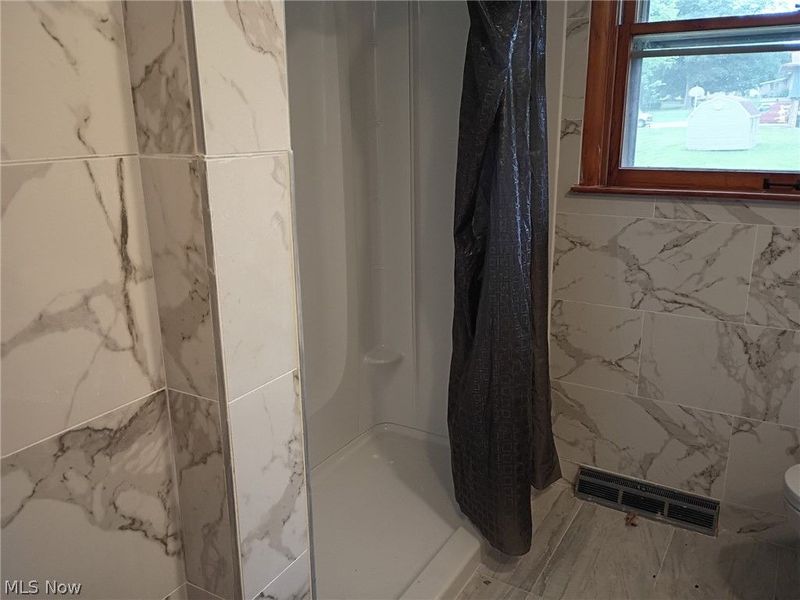 2435 Ravenna Avenue, East Canton, OH 44730 Photo 8