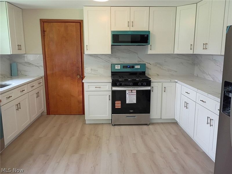 2435 Ravenna Avenue, East Canton, OH 44730 Photo 9