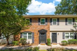 415 Parkdale Drive photo 4