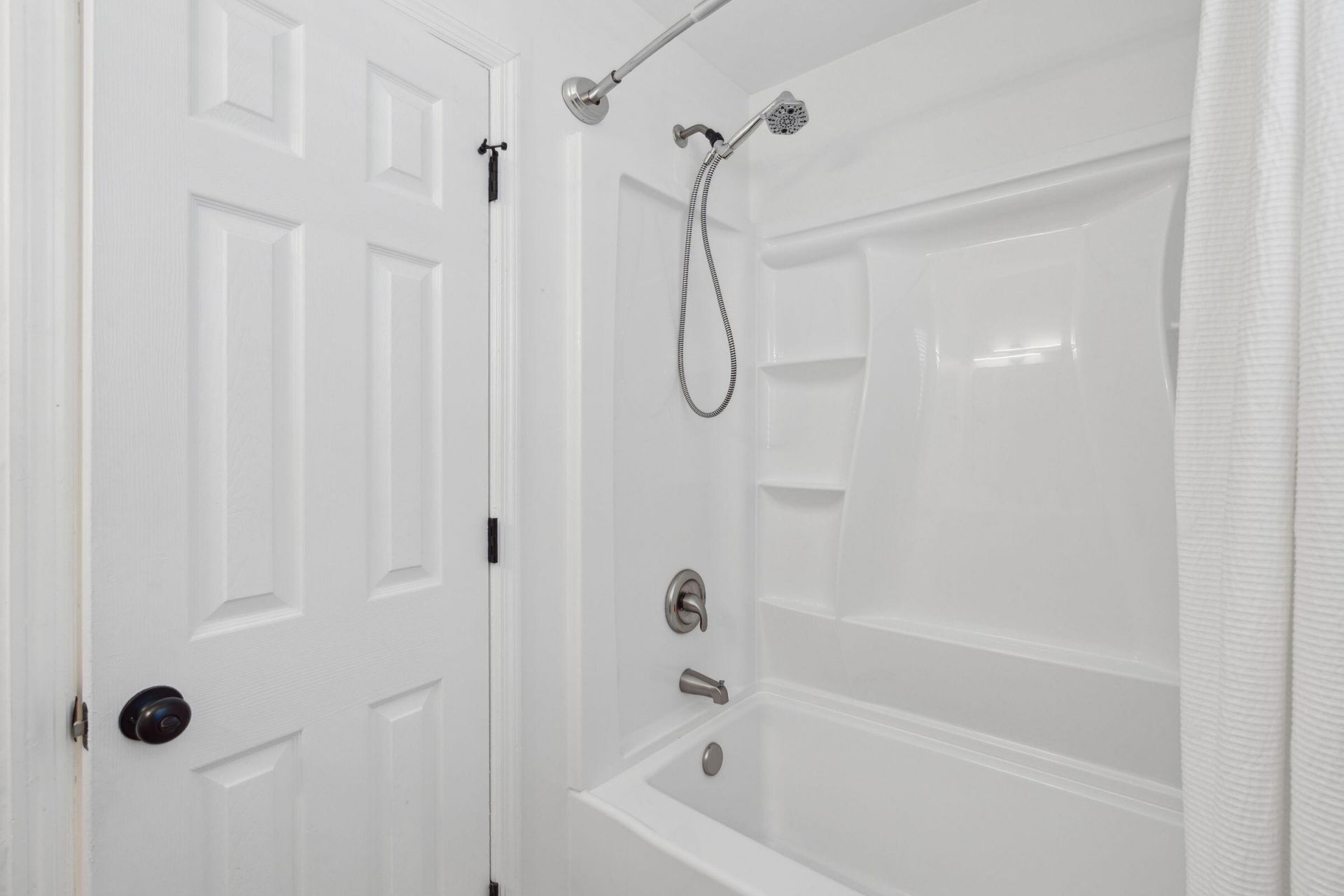 415 Parkdale Drive Photo 22
