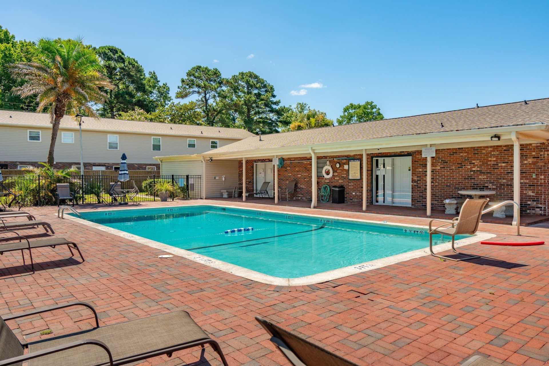 415 Parkdale Drive Photo 32