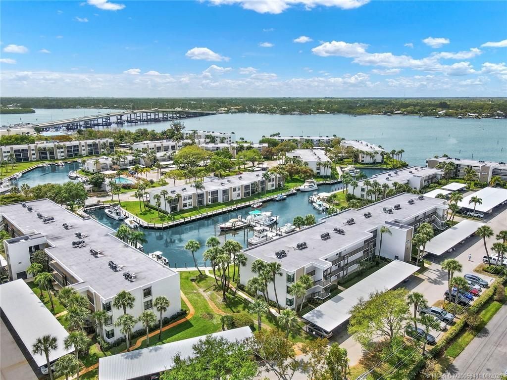 1950 SW Palm City Road, Unit 2205, Stuart, FL 34994 Photo