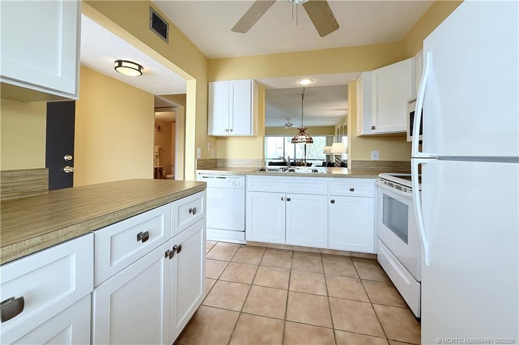 1950 SW Palm City Road, Unit 2205, Stuart, FL 34994 Photo
