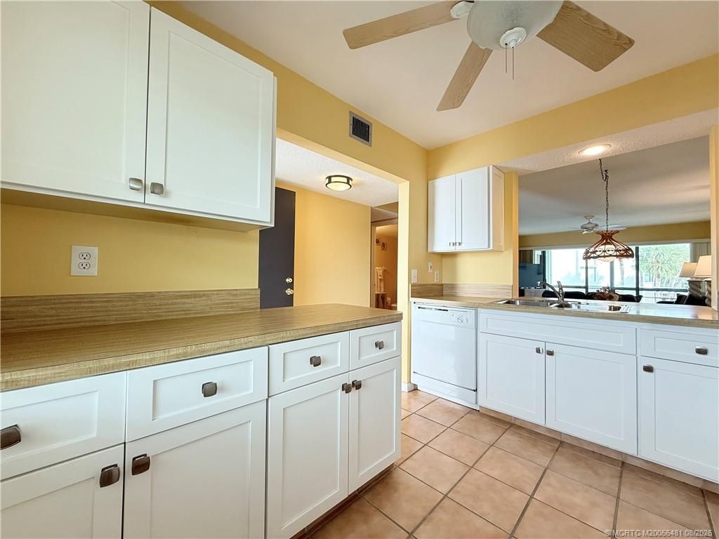1950 SW Palm City Road, Unit 2205, Stuart, FL 34994 Photo