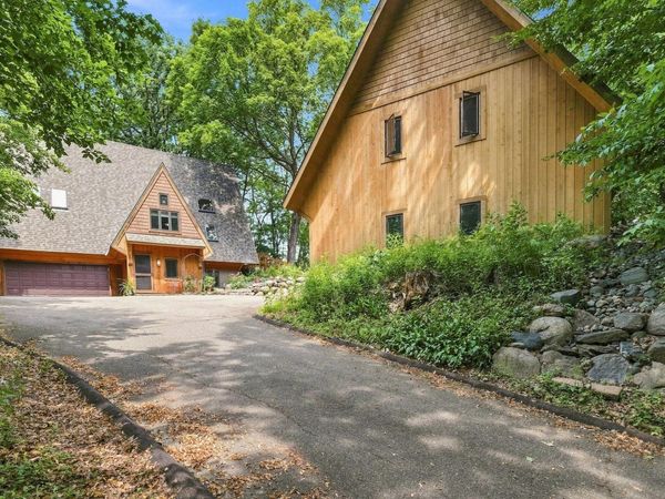 420 Pleasant View Road, Chanhassen, MN 55317