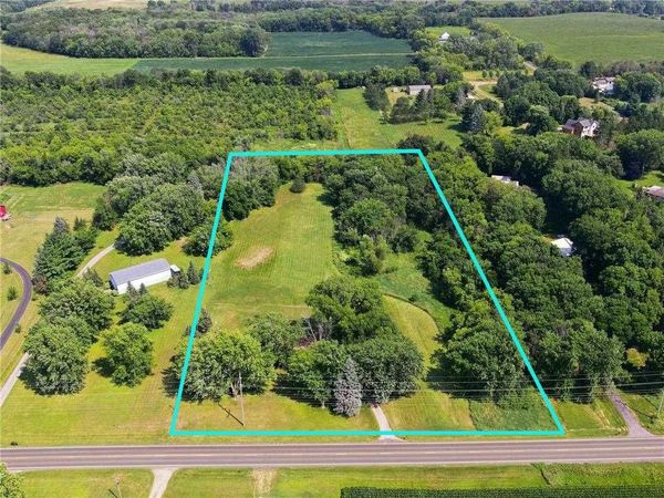 918 County Rd 92 N, Maple Plain, MN 55359