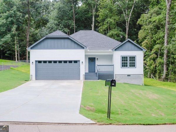 35 Guthrie Boulevard, Stockbridge, GA 30281