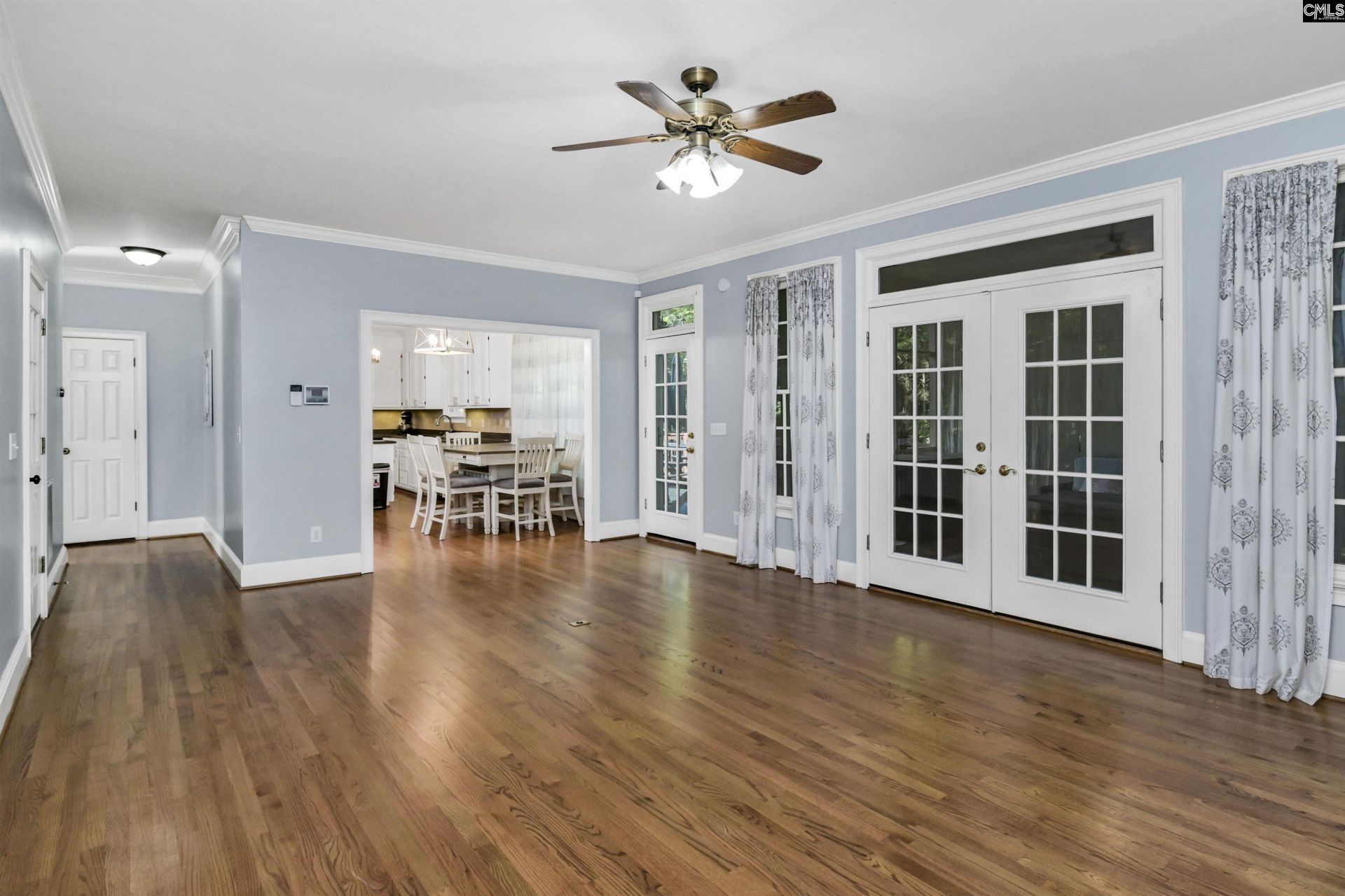 207 Williamstown Way  Photo 11