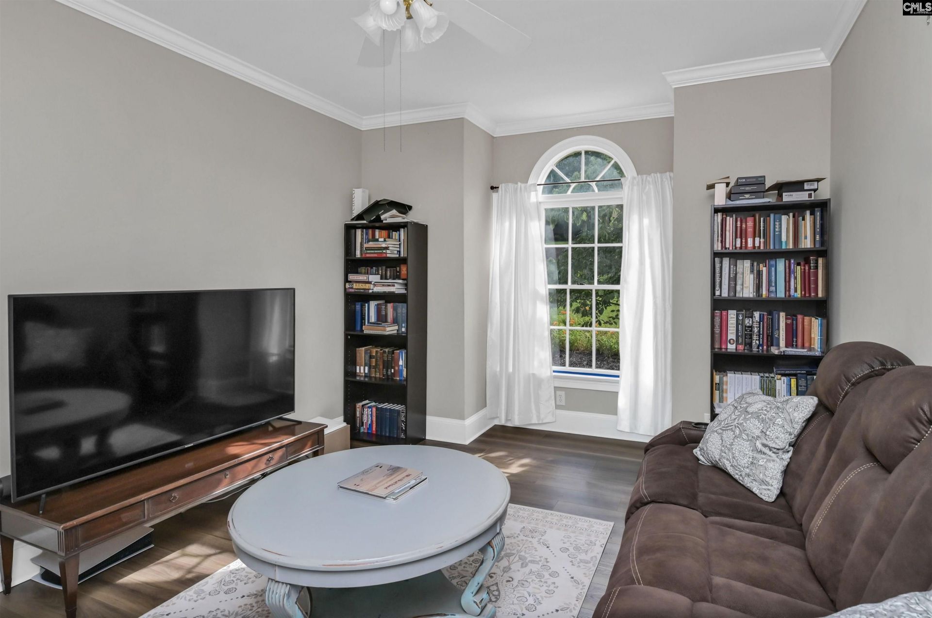 207 Williamstown Way  Photo 16