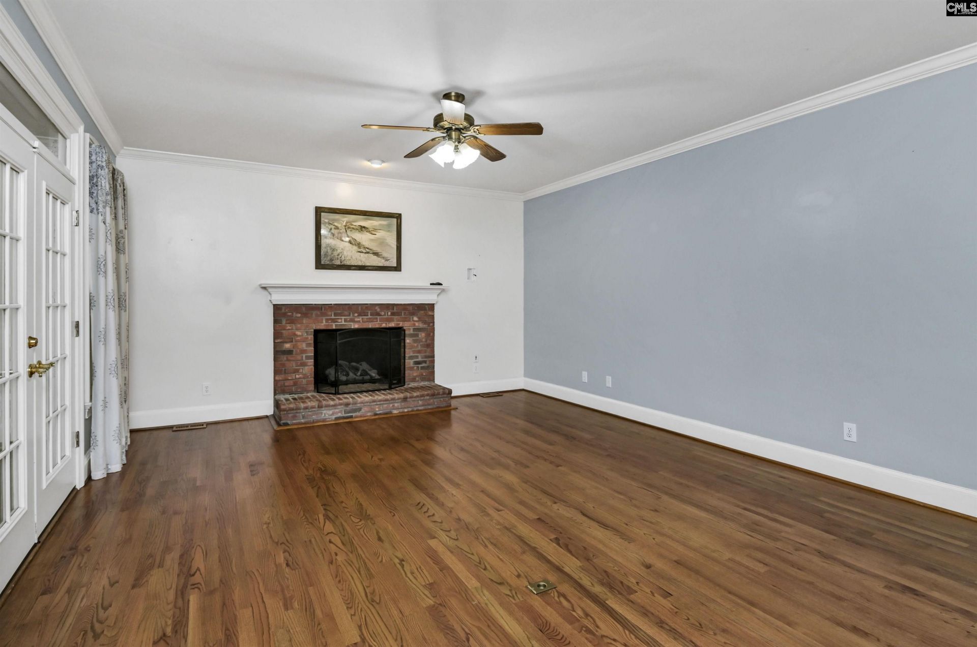207 Williamstown Way  Photo 9