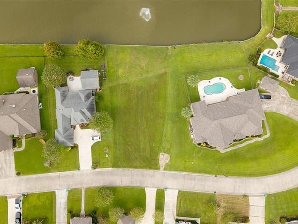 2887 SUGAR LAKES Lane, Paulina, LA 70763