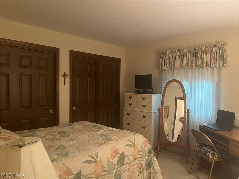 6800 Strathmore Drive, Valley View, OH 44125 Photo 26