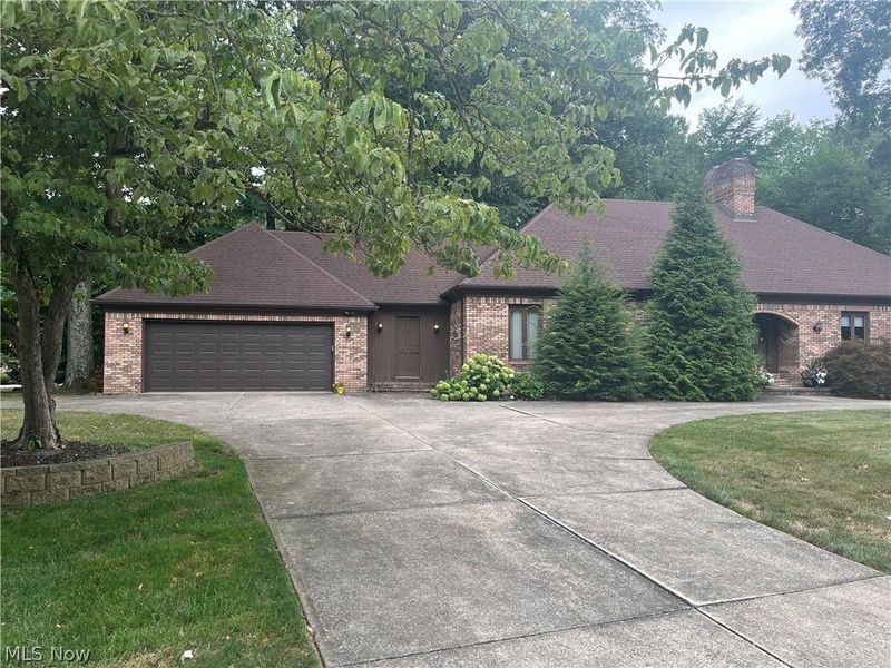 6800 Strathmore Drive, Valley View, OH 44125 Photo 49