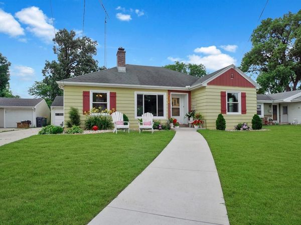 576 DRURY PLACE, Fond Du Lac, WI 54935