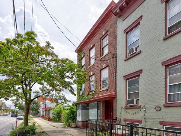 188 Clinton Avenue, Albany, NY 12210