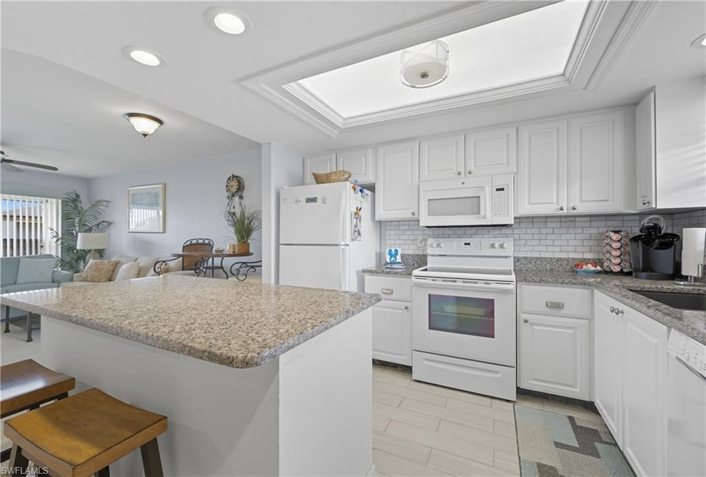 16881 Davis Rd , Unit 126, Fort Myers, FL 33908 Photo