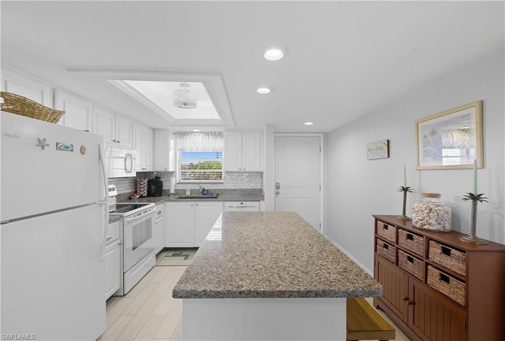 16881 Davis Rd , Unit 126, Fort Myers, FL 33908 Photo