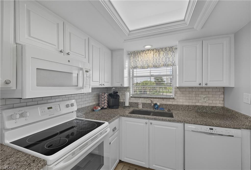 16881 Davis Rd , Unit 126, Fort Myers, FL 33908 Photo