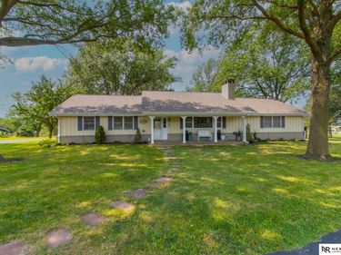6101 Frontier Road, Lincoln, NE 68516