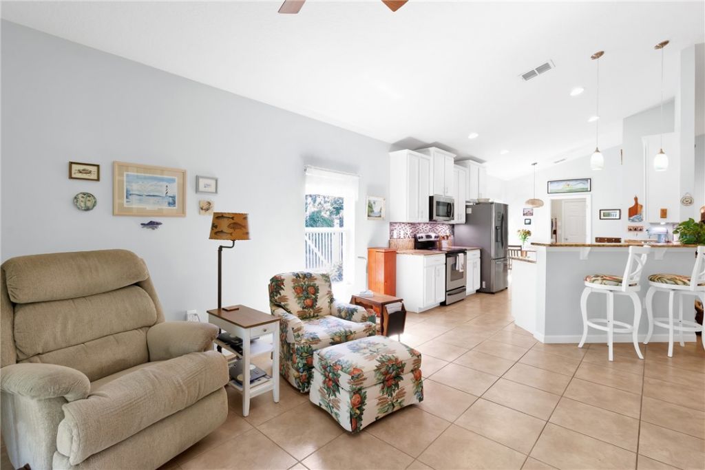 250 Briarcliff Circle, Sebastian, FL 32958 Photo
