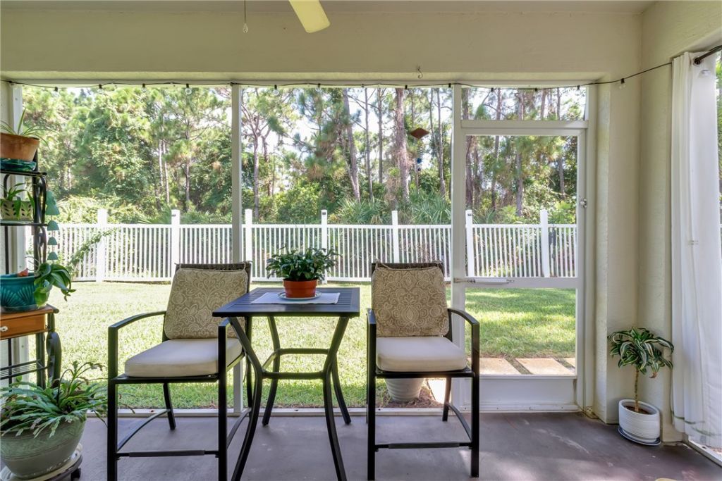 250 Briarcliff Circle, Sebastian, FL 32958 Photo