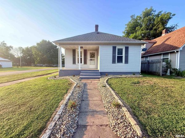 300 WALNUT Street, Kincaid, IL 62540