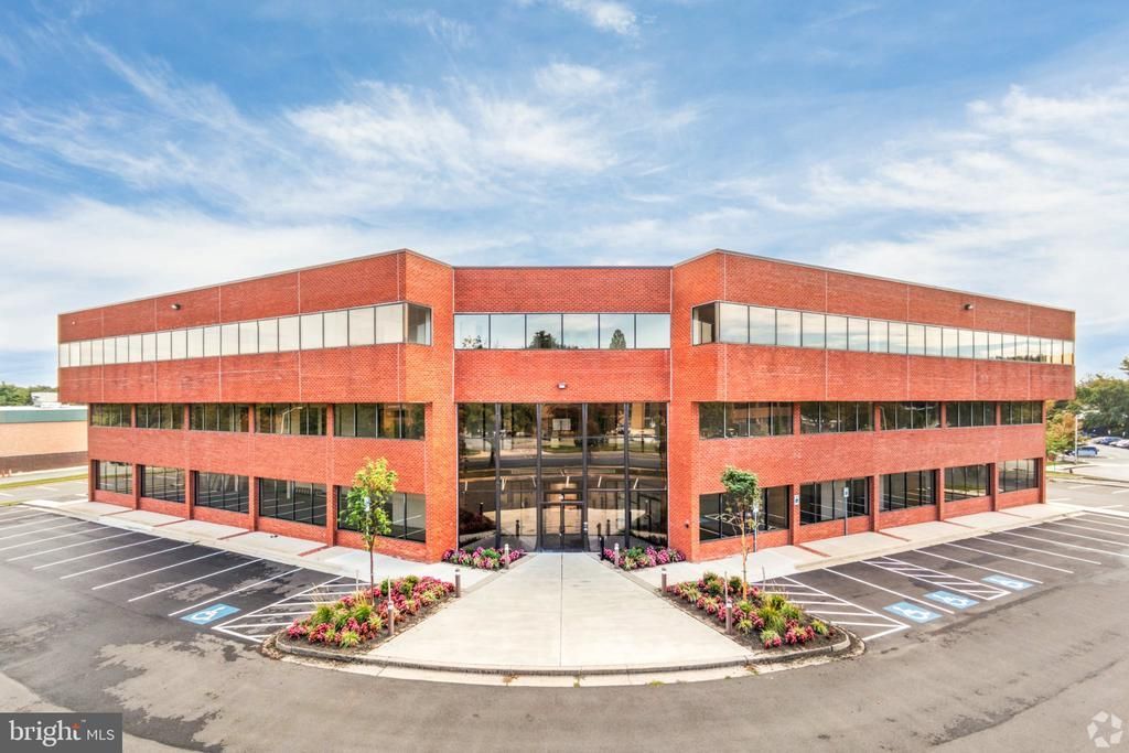 4 TAFT COURT, ROCKVILLE, MD 20850