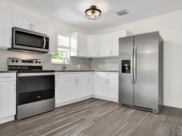 929 S N St , Unit 5, Lake Worth, FL 33460