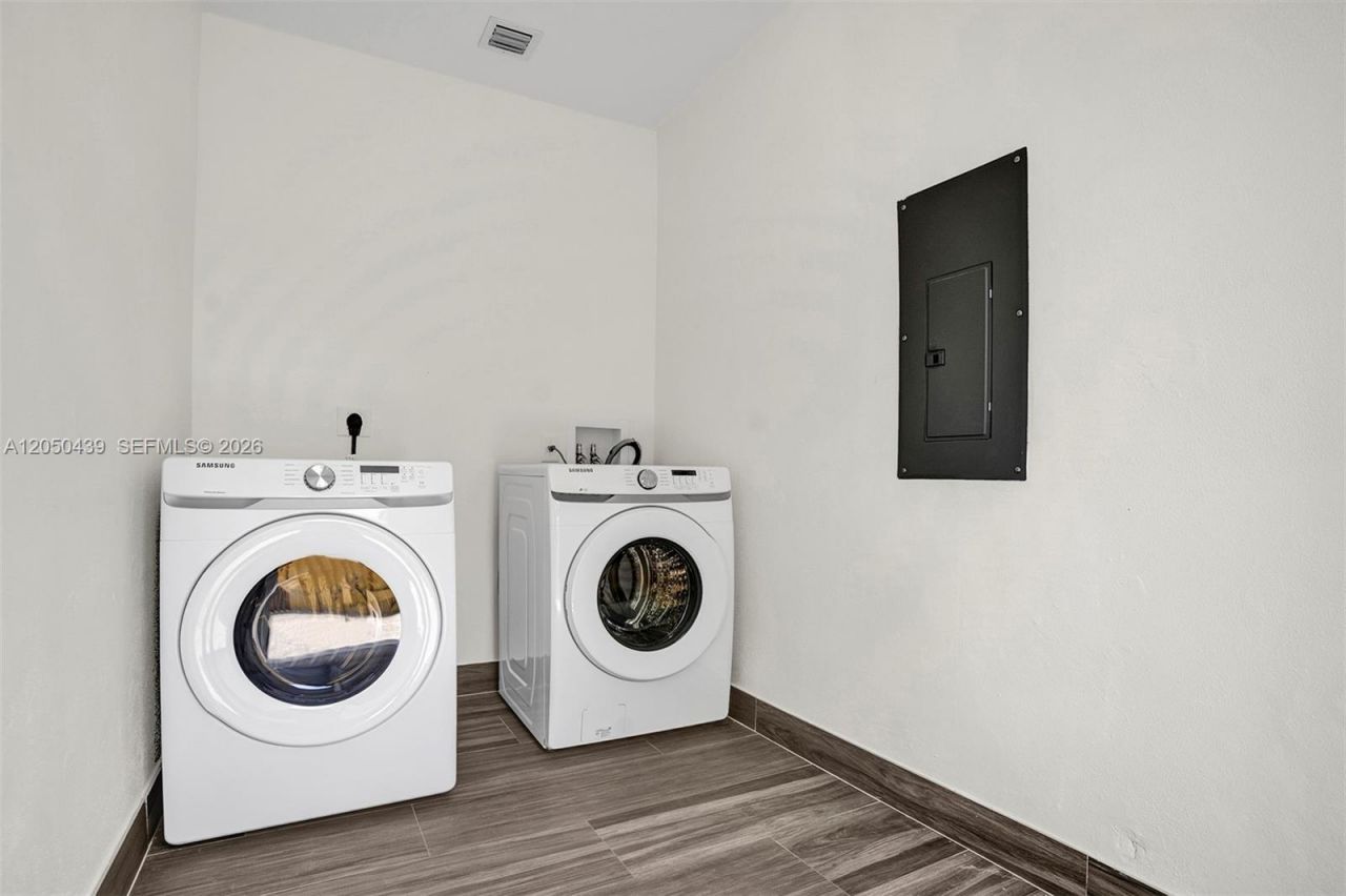 929 S N St, Unit 5, Lake Worth, FL 33460 Photo