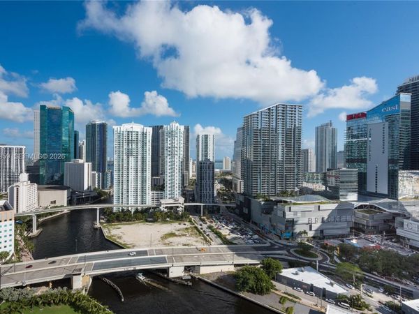 92 SW 3rd Street , Unit 2812, Miami, FL 33130