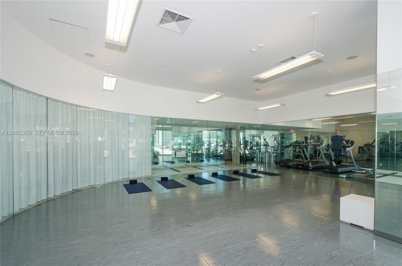 92 SW 3rd Street , Unit 2812, Miami, FL 33130 Photo