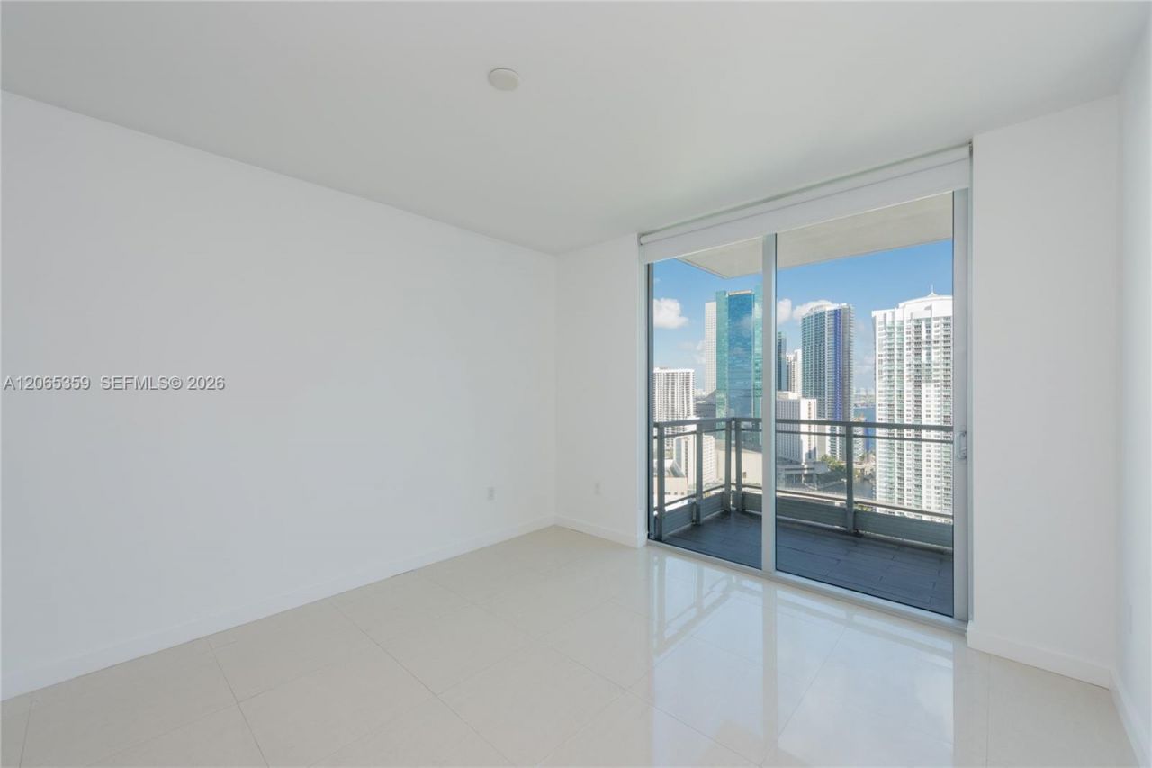 92 SW 3rd Street , Unit 2812, Miami, FL 33130 Photo