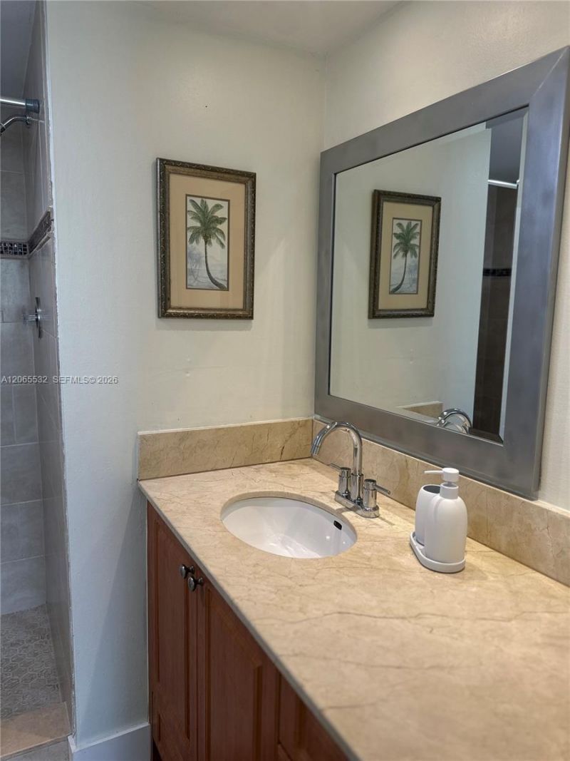 8305 Sunrise Lakes Blvd , Unit 310, Sunrise, FL 33322 Photo