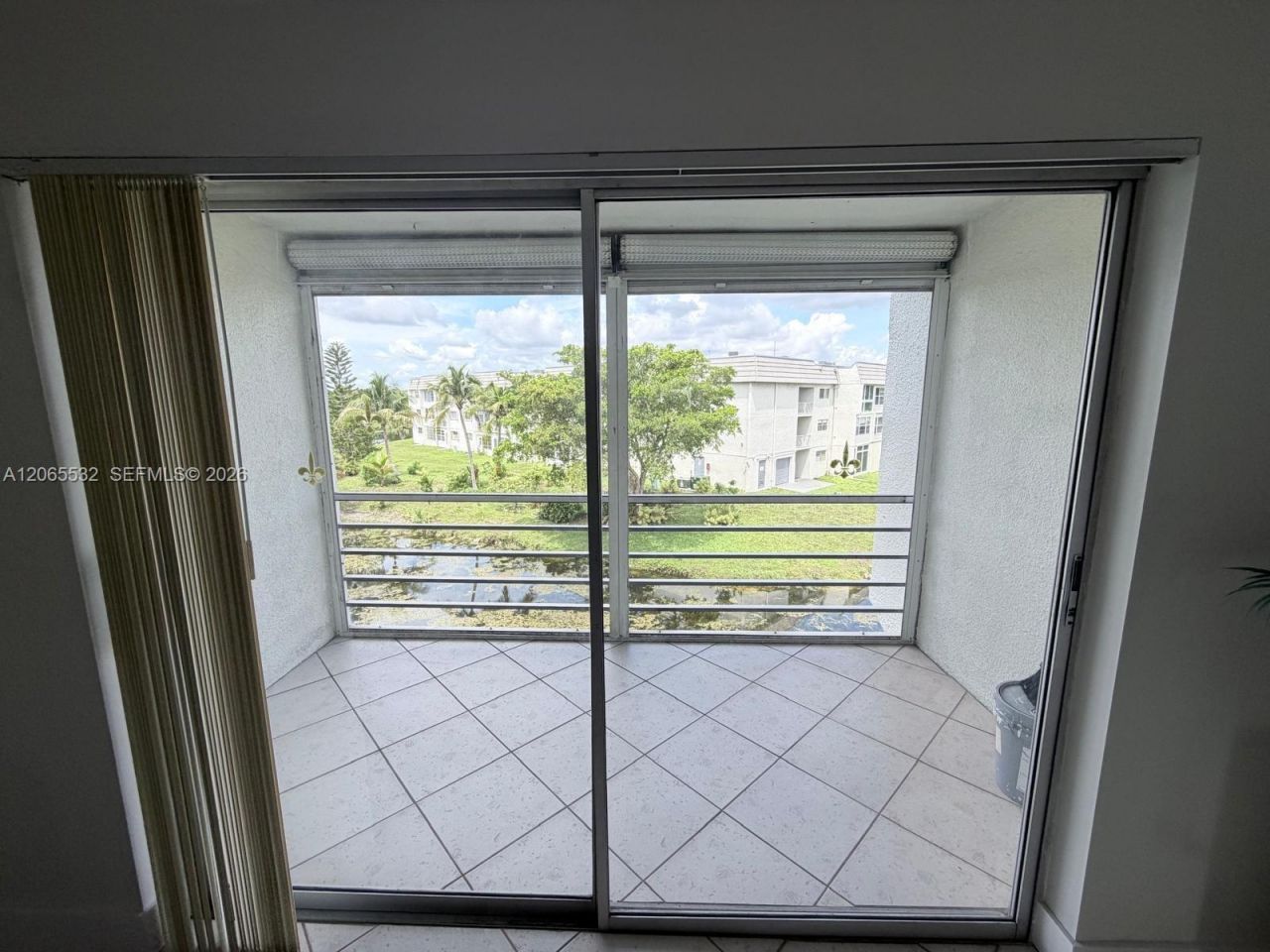 8305 Sunrise Lakes Blvd , Unit 310, Sunrise, FL 33322 Photo